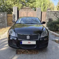 سوزوکی کیزاشی،مدل۲۰۱۲ نیمه فول