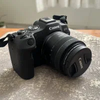 دوربین canon r8