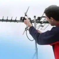 خدمات صوتی،تصویری نصب آنتن تلویزیون بابراکت دیواری