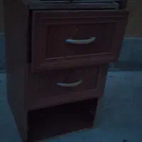پاتختی سه کشو
