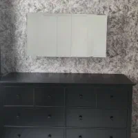 کنسول ایکیا و ایینه