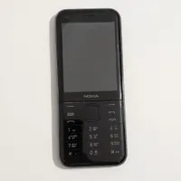 نوکیا 8000 4G با حافظهٔ ۴ گیگابایت