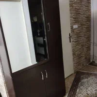 کمد لباس همراه بااینه وجاکفشی