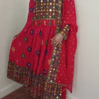 تعدادی لباس مجلسی