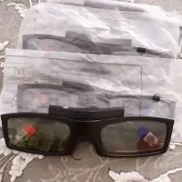 عینک سه بعدی