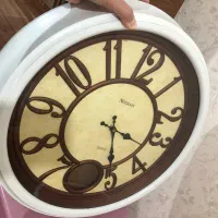 ساعت دیواری کاملا نو