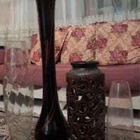 ۴ عدد گلدان شیشه ای و سفالی
