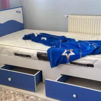 تخت و تشک تمیز در سرابله