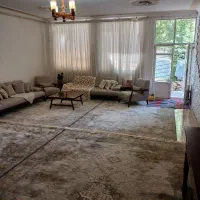 خانه دو طبقه