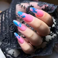 مرکز زیبایی  ساحل کاشت ناخن مژه