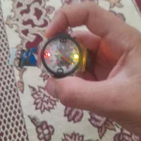 ساعت|ساعت|مشهد, حضرت حجت|دیوار