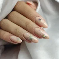 آموزش کاشت ناخن تخصصی (قاسم اباد) و ارائه خدمات