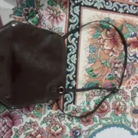 کیف|کیف، کفش، کمربند|چغادک, |دیوار