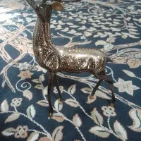 دوعدد برونج اصفهان اهو ویک عدد اسب و تاوس
