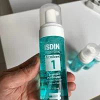 فوم شوینده پوست چرب و جوش دار ایزدین