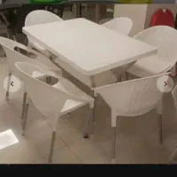میز و صندلی غذاخوری فست فودی
