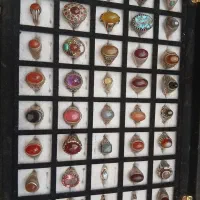فروش یک جعبه انگشتر نقره