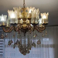 فروش یک عدد لوستر برنجی ۸شاخه