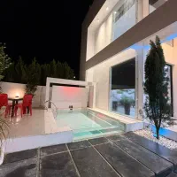 رنت ویلا سوپر لاکچری چهار خواب همراه دو استخر