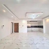 ۸۰ متر نوساز  بر۱۰  پارکینگ دار