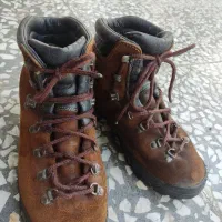 کوهنوردی چرم ضد آب