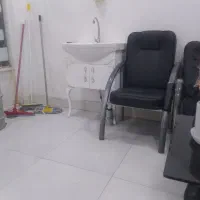 همکف ۱۸ گزی فروشی