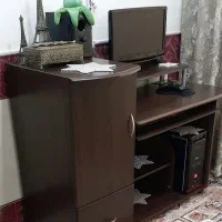 میز کامپیوتر و تحریر