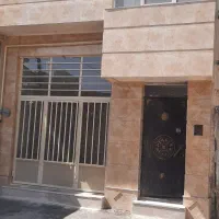 فروش خانه ویلایی یک طبقه وپارکینگ نقلیه کوچه آریا