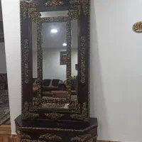 آینه کنسول و ساعت