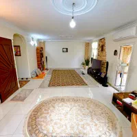 ۸۳متر دو خواب تک‌ واحدی پارکینگ خ پژاند