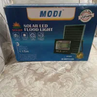 پروژکتور خورشیدی 100 وات