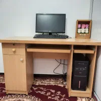 میز کامپیوتر و تخت کودک