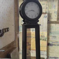 ساعت ایستاده