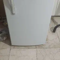 یخچال ایستکول