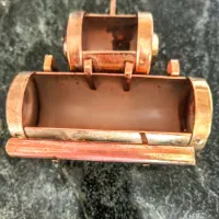 جادونی برنجی پرنده