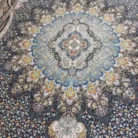 یک تخته فرش ۶ متری و یک تخته فرش ۱۲ متری
