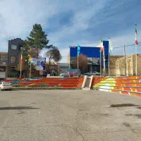 خانه قدیمی زرندیه زاویه میدان عاشورا ۴۱۵متر