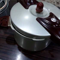 زودپز و چندتا قابلمه