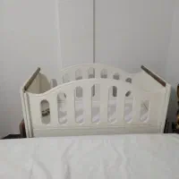 تخت  نوزادی کنار مادر
