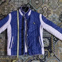 بادگیر، کاپشن