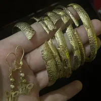 طلا النگو و گوشواره