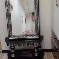 کنسول وآیینه قدی