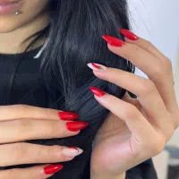 خدمات و آموزش ناخن و کفسابی