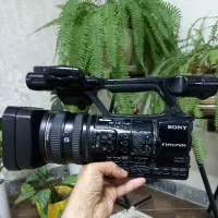دوربین فیلمبرداری سونی NX5E