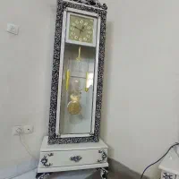 ساعت ایستاده چوبی