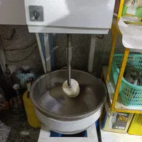 دستگاه کف زن