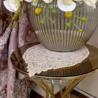 میز کنارسالنی