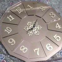 ساعت دیواری