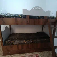 تخت دو طبقه