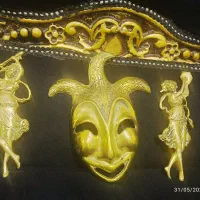 دیوار کوب آدمک و چهره